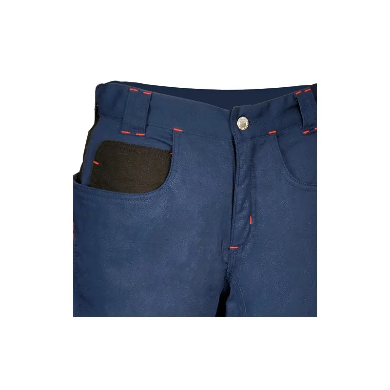 Détail de la poche du pantalon Walklander Woman – Cofra